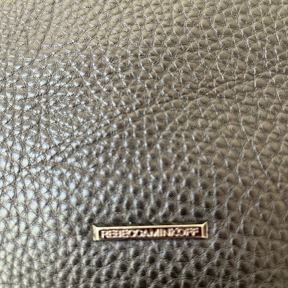 Elevate your style with a Rebecca Minkoff bag - Picture 3 of 10